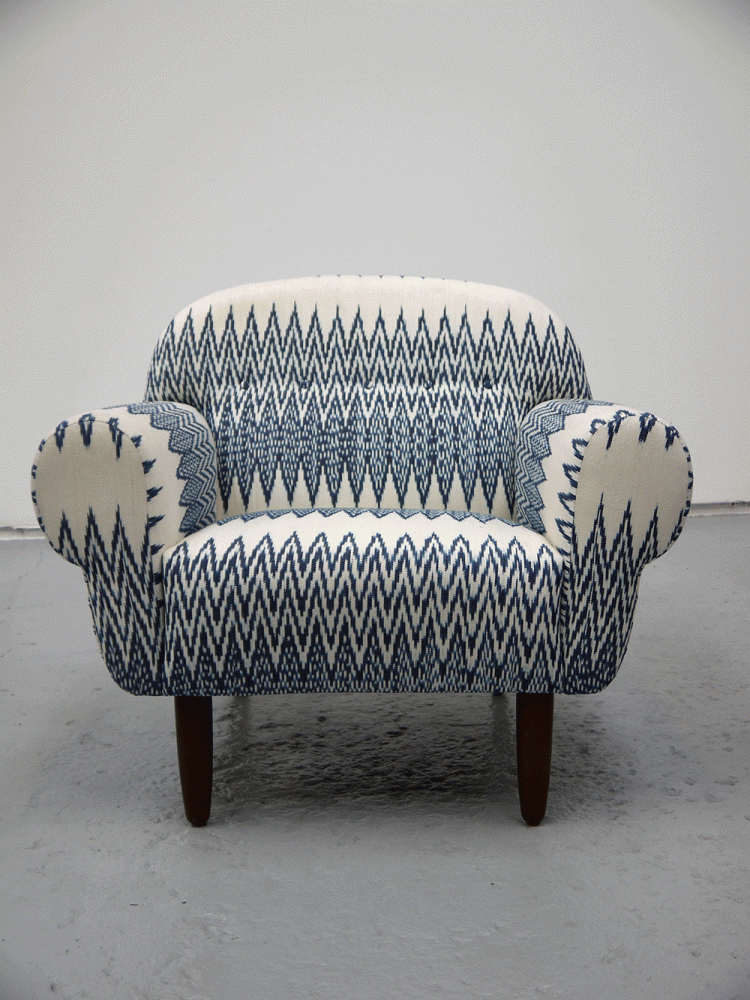 Finn Juhl Style – Large Uphostered Queen Lounge Chair