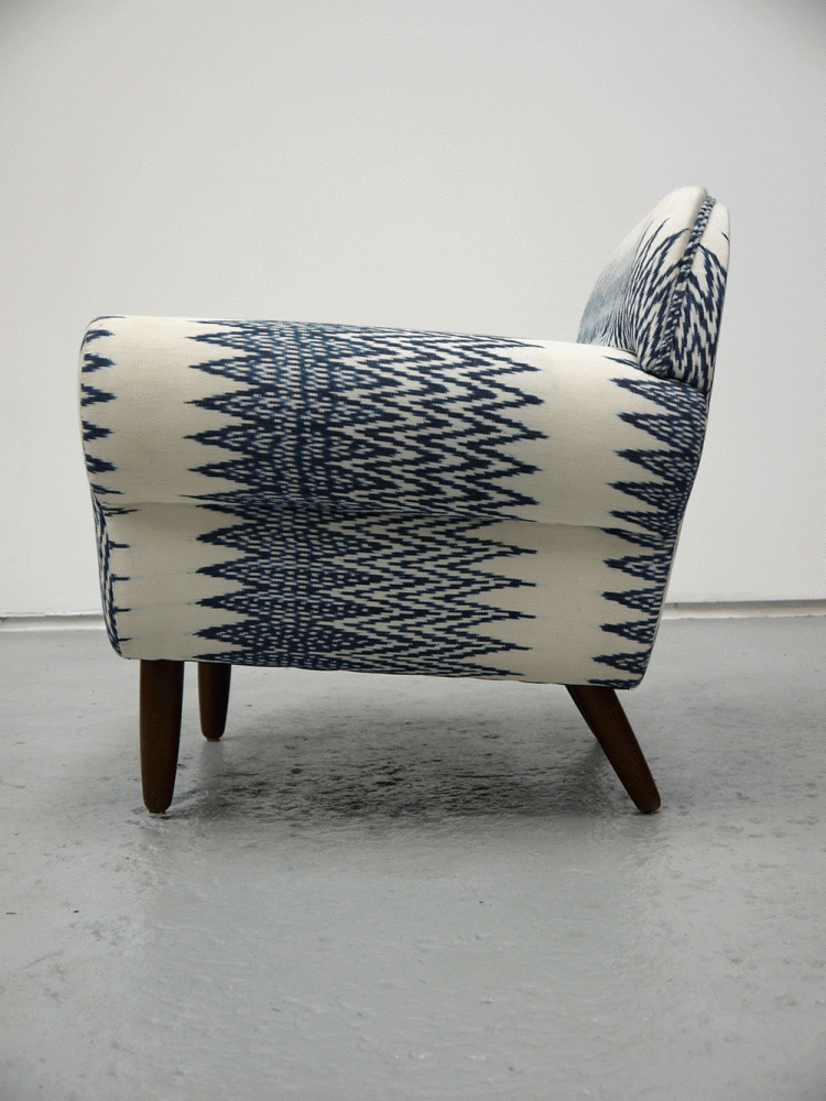 Finn Juhl Style – Large Uphostered Queen Lounge Chair