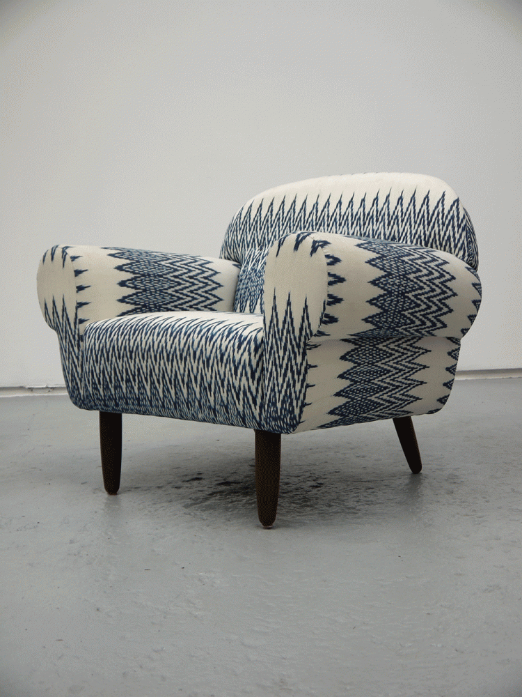 Finn Juhl Style – Large Uphostered Queen Lounge Chair