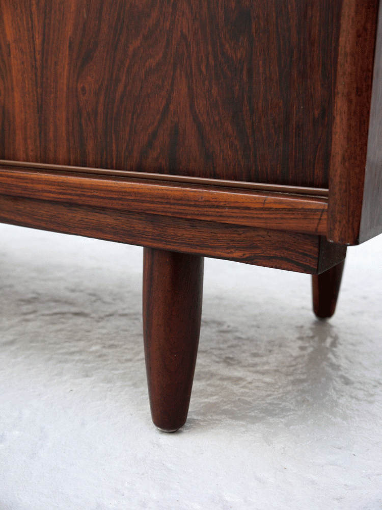 Kai Kristiansen Style – Rosewood Cabinet