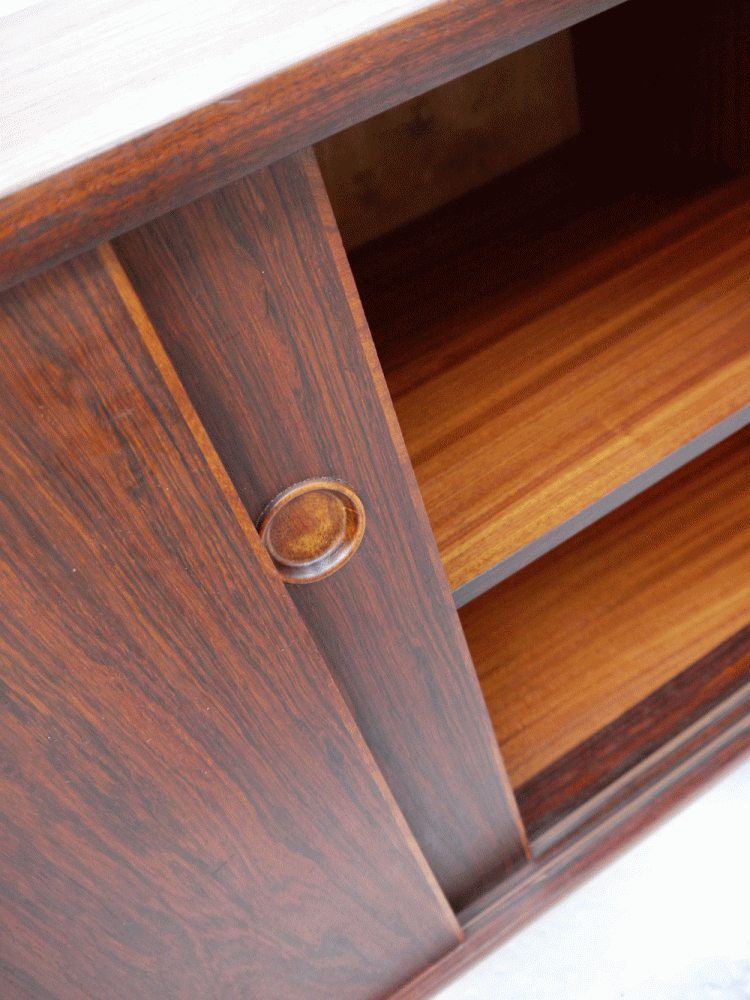 Kai Kristiansen Style – Rosewood Cabinet
