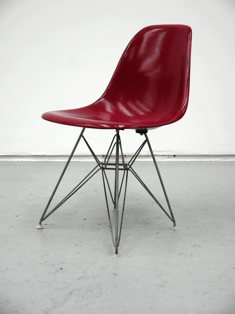 Charles and Ray Eames – Rare Watermelon DSR Eiffel Chair