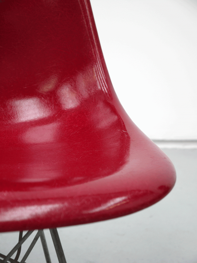 Charles and Ray Eames – Rare Watermelon DSR Eiffel Chair